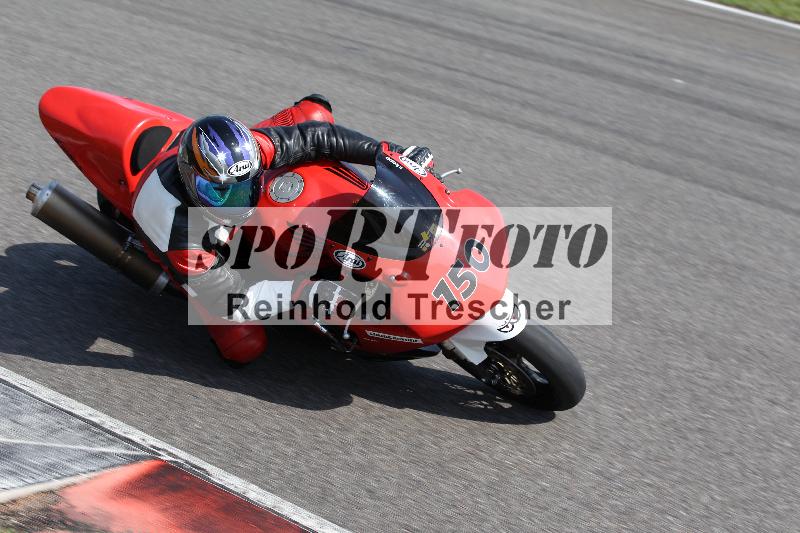 /Archiv-2022/06 15.04.2022 Speer Racing ADR/Gruppe gelb/150